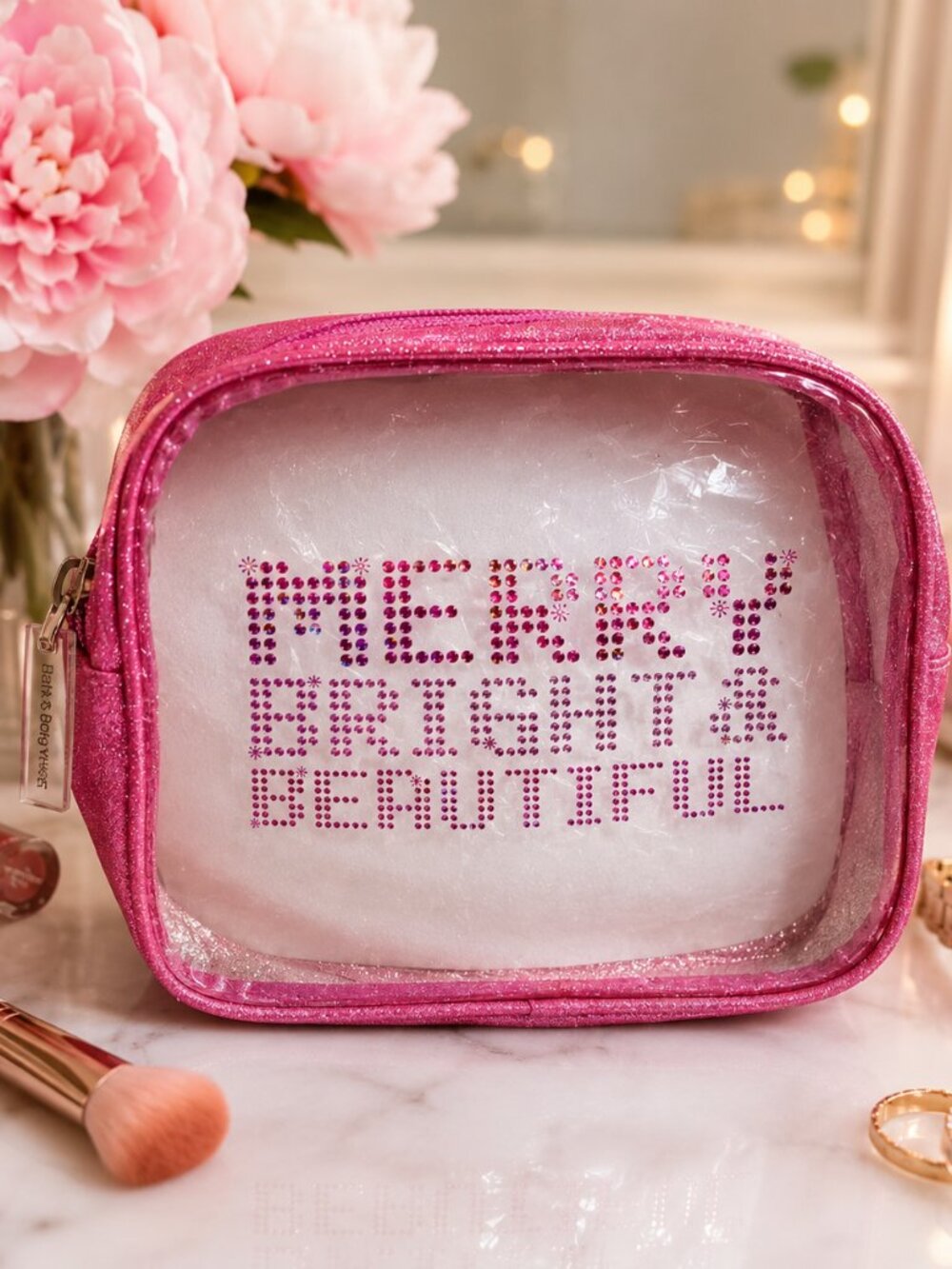 Bath & Body Works Merry Bright Beautiful Pink Glitter Cosmetic/Makeup Bag - Picture 1 of 5